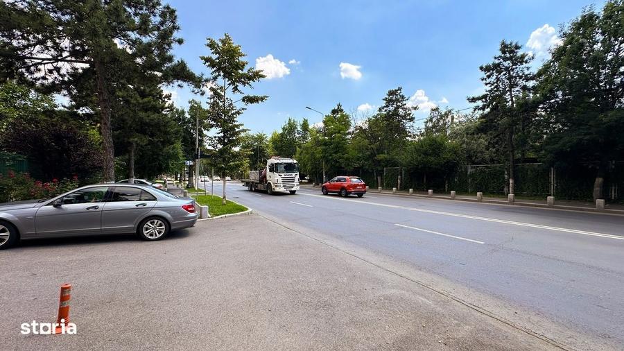 Apartament cu 2 camere decomandat, mobilat în Metalurgiei