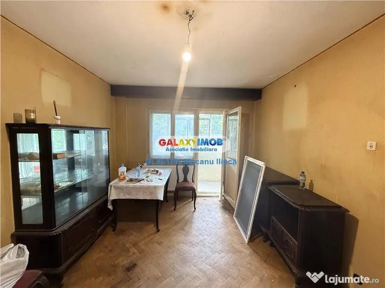 Apartament cu 3 camere semidecomandat în Nord
