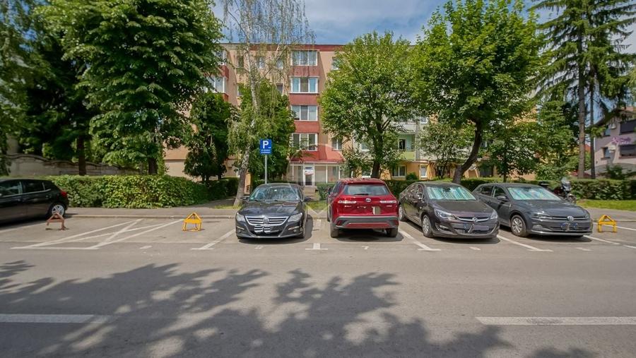 Spațiu comercial, de 44 mp, în Vlahuță
