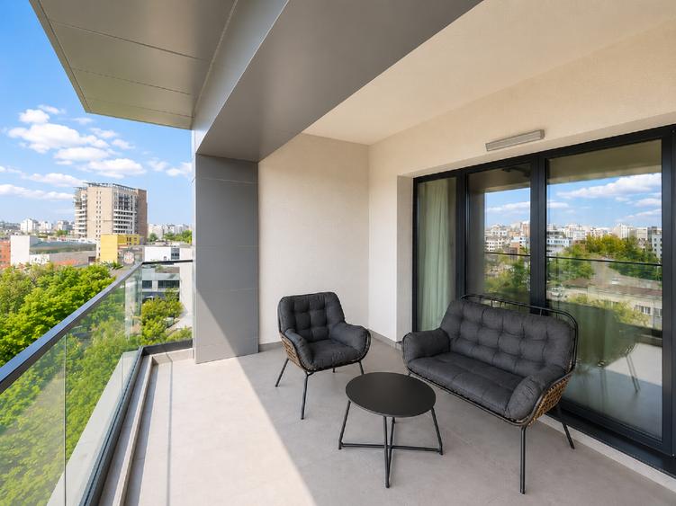Apartament cu 3 camere decomandat, mobilat în Dristor