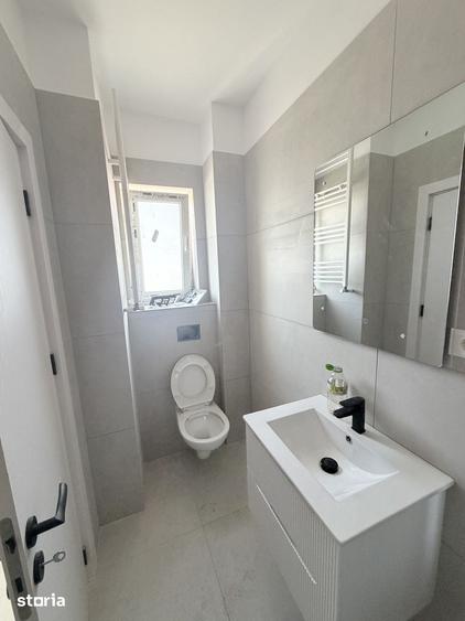Casă cu 3 camere cu Teren 230 Mp în Central