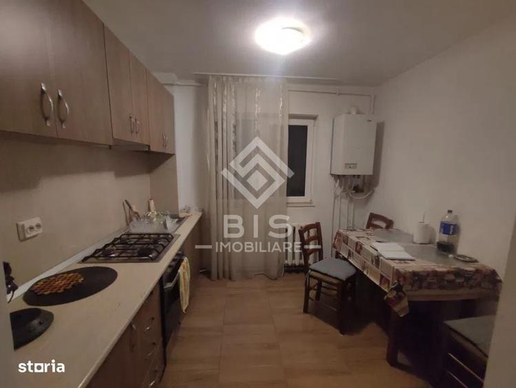 Apartament cu 2 camere decomandat, mobilat în Decebal
