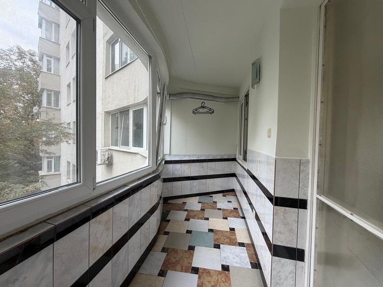 Apartament cu 2 camere semidecomandat în Titan