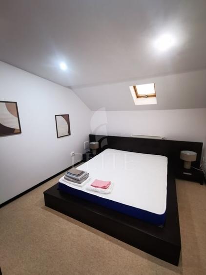 Apartament cu 3 camere semidecomandat, mobilat în Central