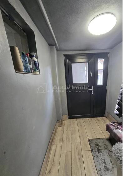 Casă cu 2 camere în Mehala