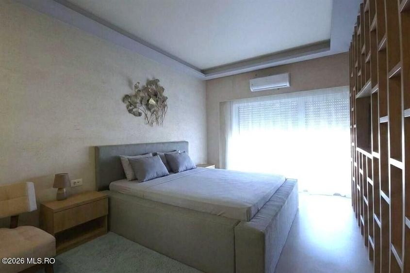 Apartament cu 2 camere semidecomandat, mobilat în Central