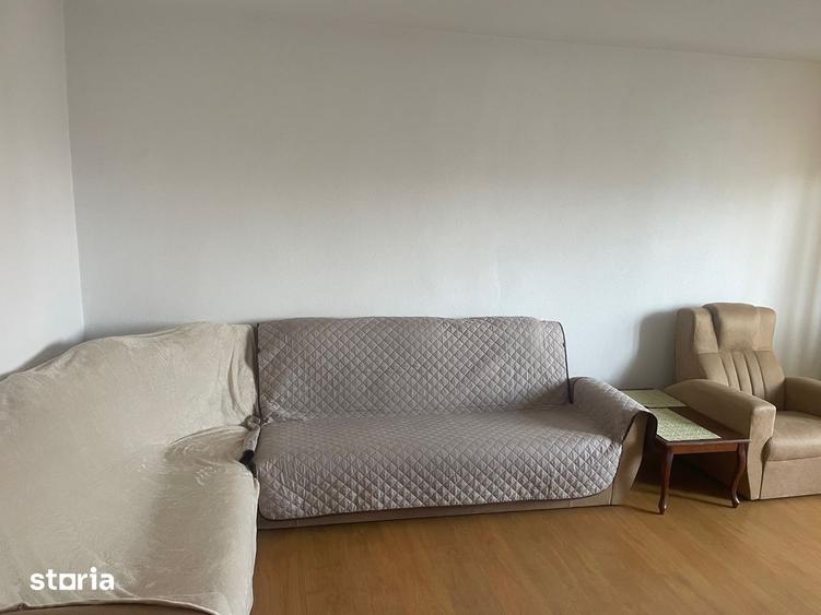 Apartament cu 3 camere decomandat, mobilat în Rahova
