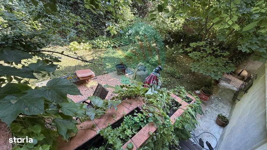 Apartament interbelic cu gradina ?i garaj - 10