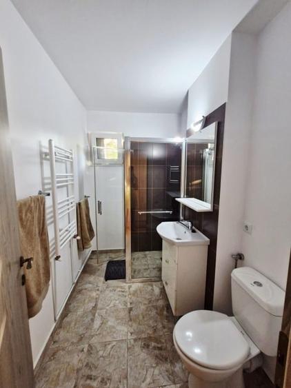 Apartament cu 2 camere nedecomandat, mobilat în Spitalul Județean