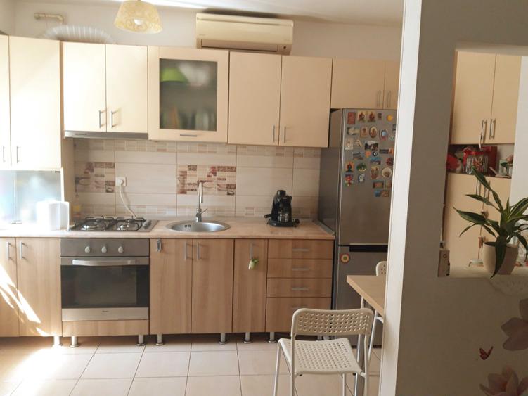 Apartament cu 2 camere decomandat în Soarelui