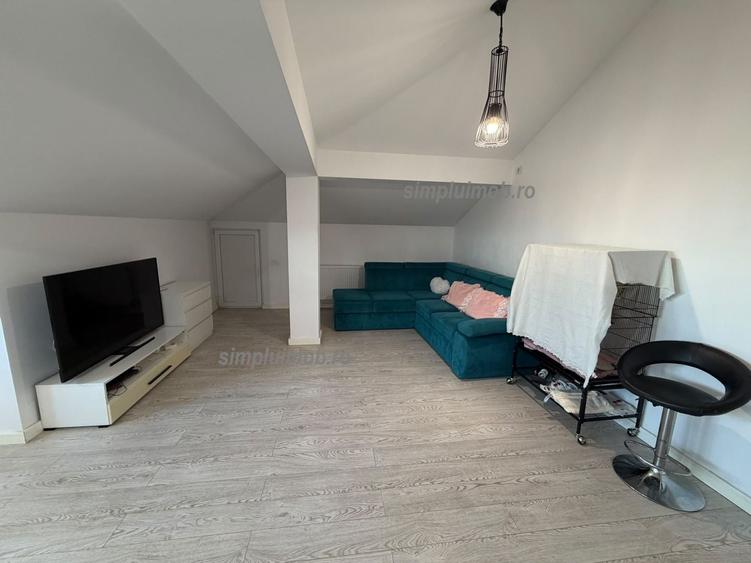 Apartament cu 2 camere decomandat, mobilat în Central