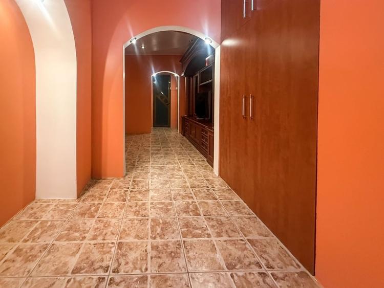 Apartament cu 3 camere decomandat în Inel II