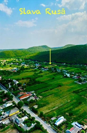 Casă cu 4 camere cu Teren 2000 Mp în Slava Rusă
