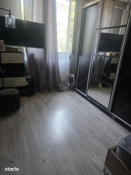Apartament cu 2 camere semidecomandat în Pieptănari