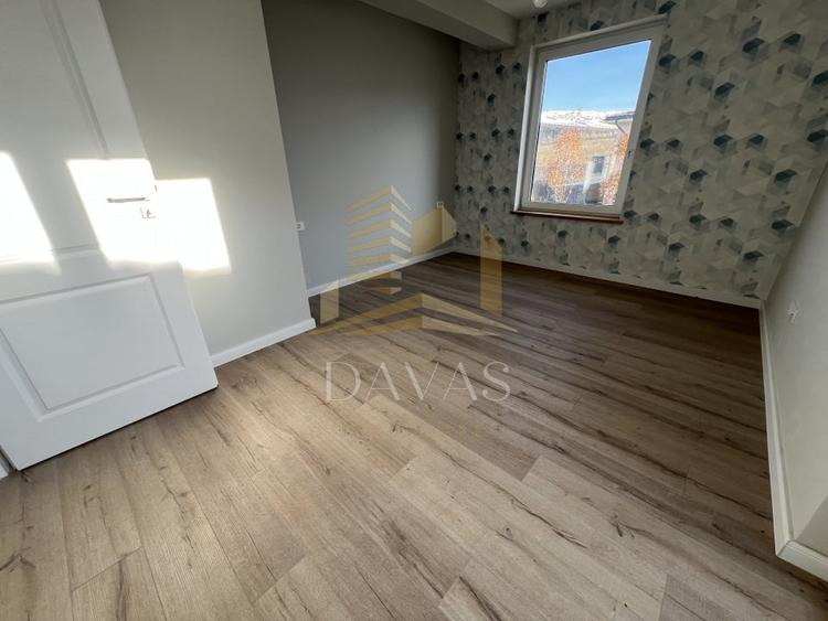 Casă individuală cu 5 camere cu Teren 177 Mp în Borhanci