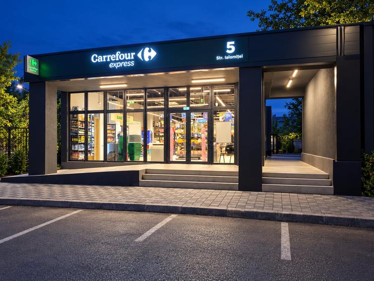 Spațiu comercial, de 326 mp, în Eminescu