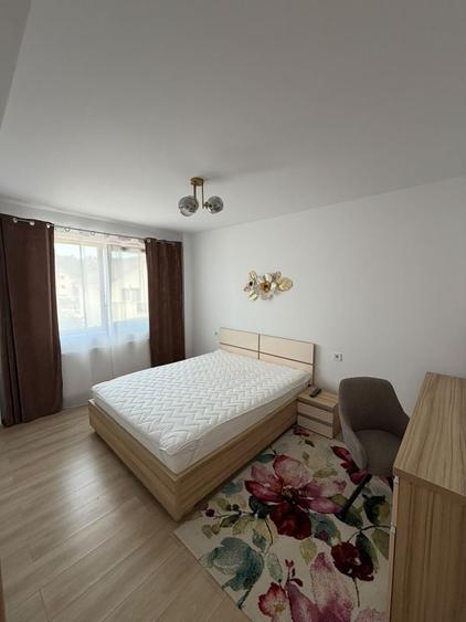 Apartament cu 2 camere decomandat în Trivale