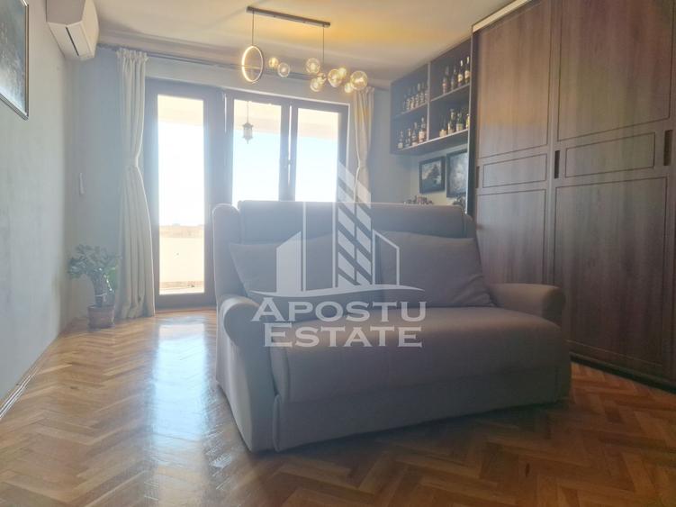 Apartament cu 3 camere decomandat, mobilat în Ultracentral
