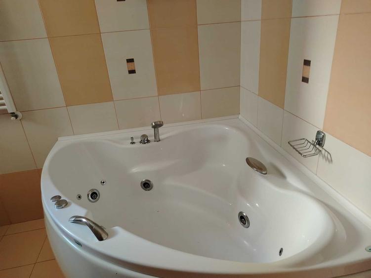 Apartament cu 2 camere decomandat în 9 Mai
