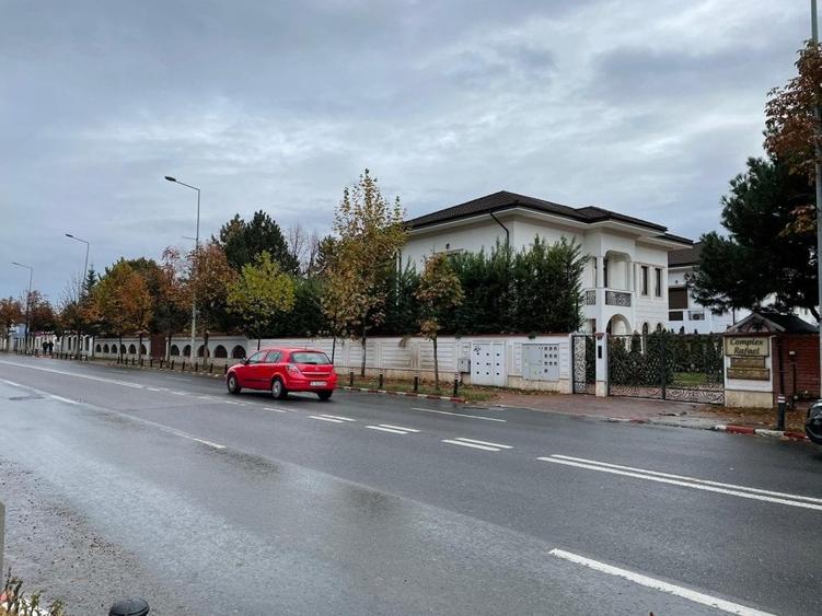 Casă individuală cu 6 camere cu Canalizare în Iancu Nicolae