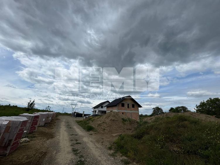 Casă individuală cu 4 camere cu Canalizare în Fălticeni