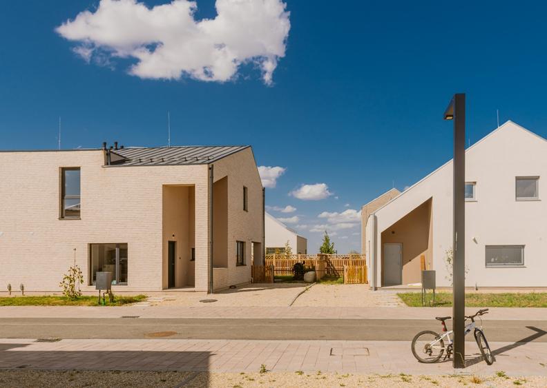 Casă cu 4 camere cu Piscina în Cernica