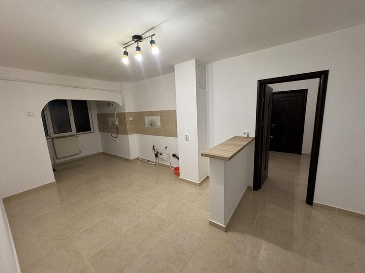 Apartament cu 4 camere decomandat în Sfântu Ilie