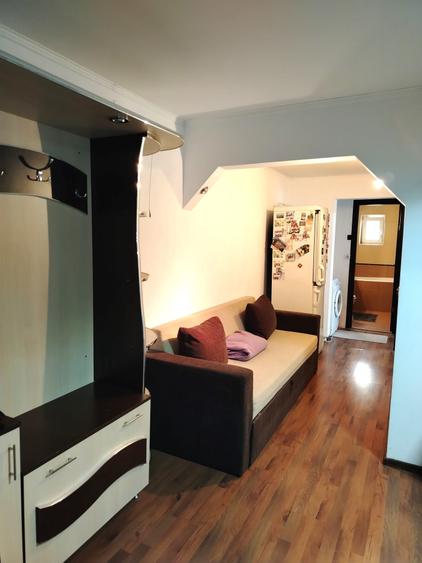 Apartament cu 3 camere decomandat în Exterior Nord