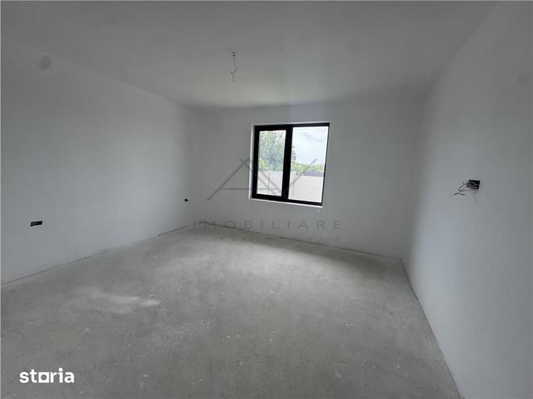 Casă cu 7 camere cu Teren 550 Mp în Ciorogârla