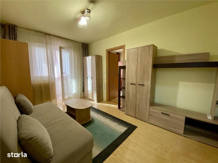Apartament cu 2 camere semidecomandat în Spitalul Județean
