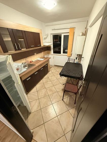 Apartament cu 2 camere semidecomandat în Gară