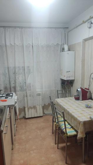 Apartament cu 2 camere nedecomandat în Gară