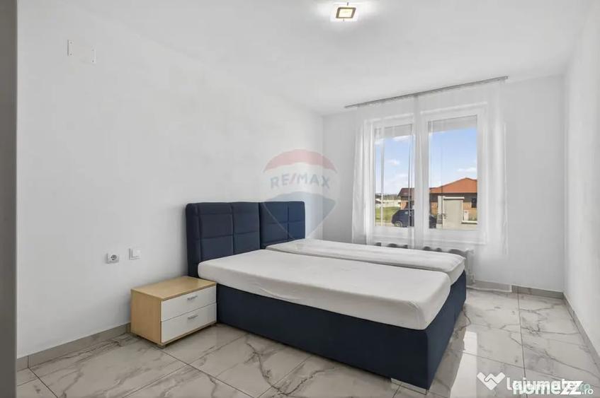 Casă cu 9 camere cu Teren 600 Mp în Fântânele