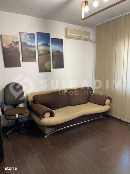 Apartament cu 4 camere în Plopilor