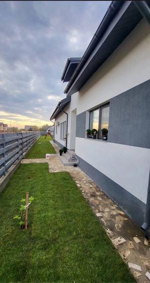 Casă cu 3 camere cu Teren 500 Mp în Central