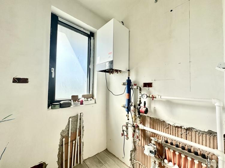 Duplex cu 4 camere cu Canalizare în Moșnița Nouă