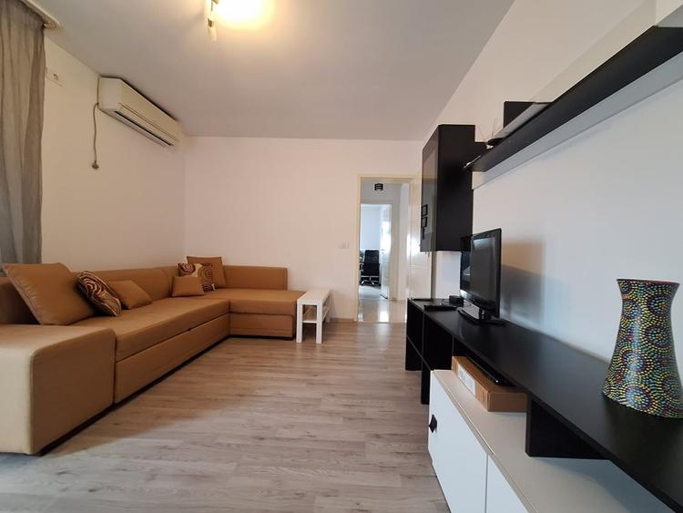 Apartament cu 2 camere decomandat, mobilat în Aradului