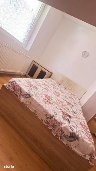 Apartament cu 4 camere în Cetate