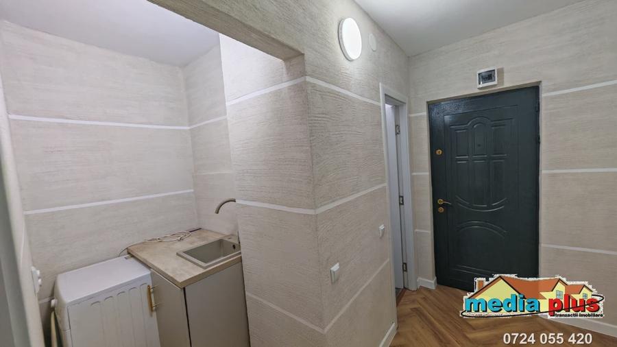 Garsonieră decomandată în Țiglina 1