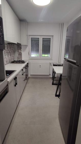 Apartament cu 2 camere decomandat, mobilat în Turda