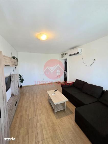 Apartament cu 4 camere decomandat în Tomis Nord