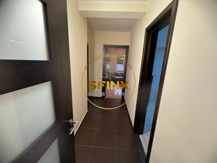Apartament cu 4 camere decomandat, mobilat în Băneasa