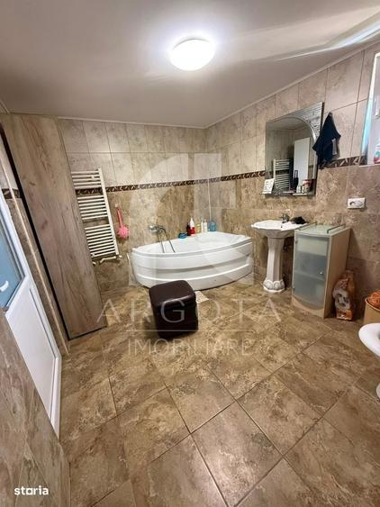 Casă cu 4 camere în Ogrăzile