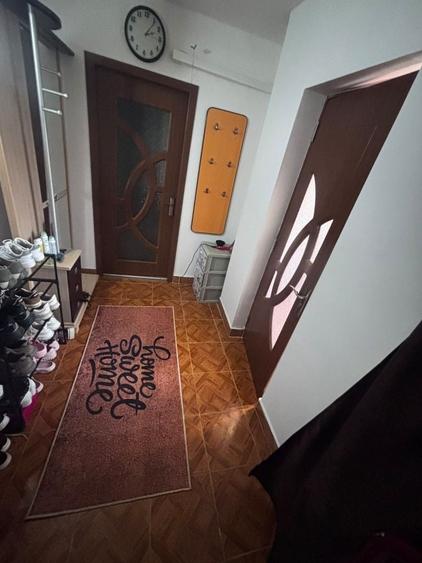 Apartament cu 2 camere în Micro 3