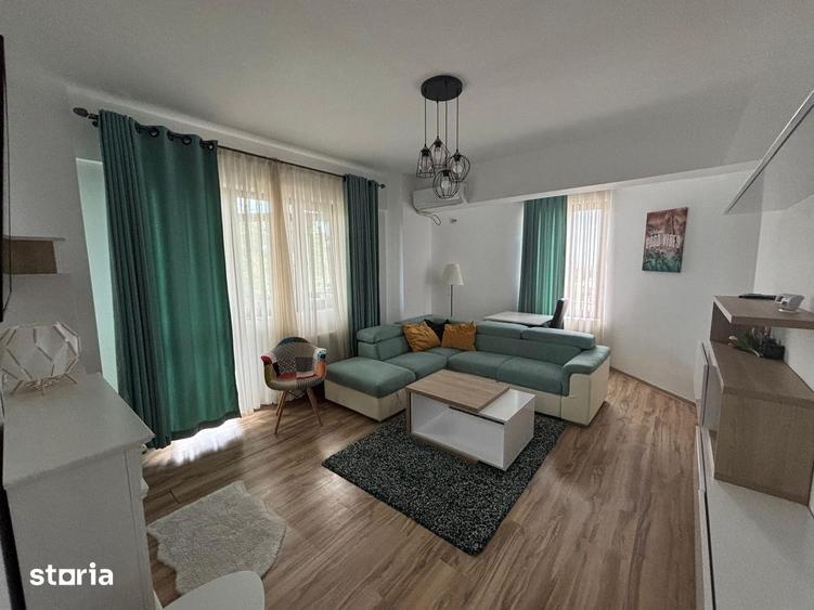 Apartament cu 3 camere în Apărătorii Patriei