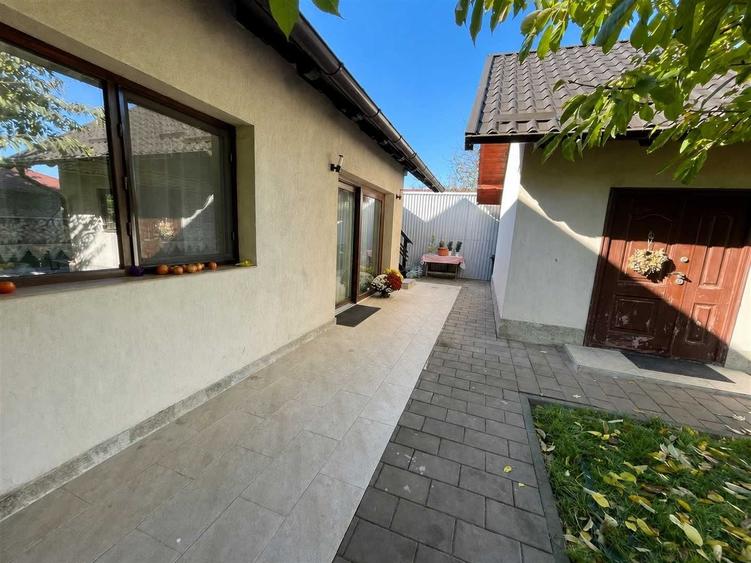 Casa Franceza de vanzare - 5