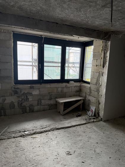 Apartament cu 4 camere în Central