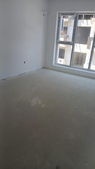 Apartament cu 2 camere decomandat în Titan