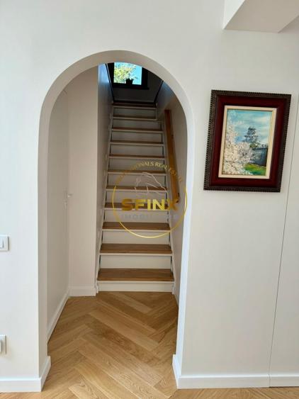 Duplex cu 5 camere cu Canalizare în Iancu Nicolae