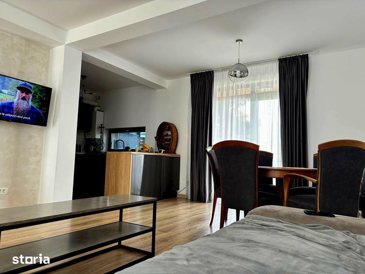 Casă cu 4 camere cu Teren 90 Mp în Ștefănești